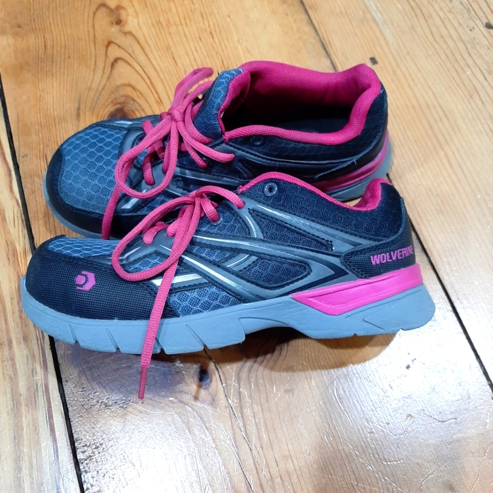 Wolverine Women's Pink/Black JetStream Carbonmax Safety Toe Shoe - W10678